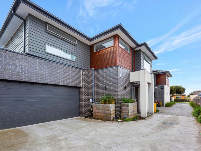 apartment at 2 / 17 Justin Avenue, GLENROY VIC 3046, Australia