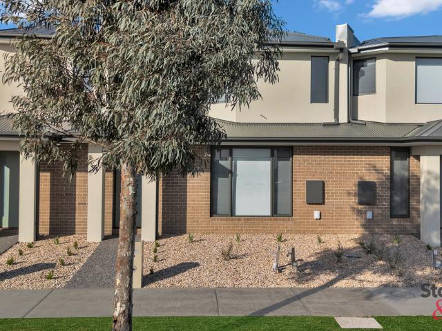 house at 2B Brunning Rise, Wollert VIC 3750, Australia