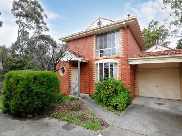 house at 3/3 5 Edgar Street, Heidelberg