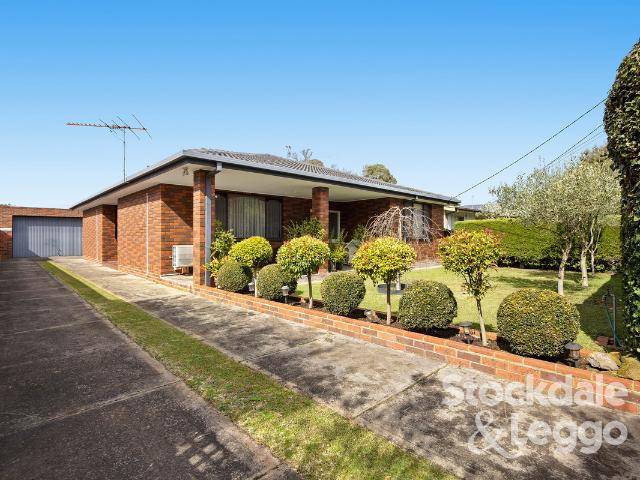 house at 33 Michael Street, Rye VIC 3941, Australia