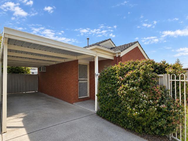 house at 30 Blair Court, Shepparton VIC 3630, Australia