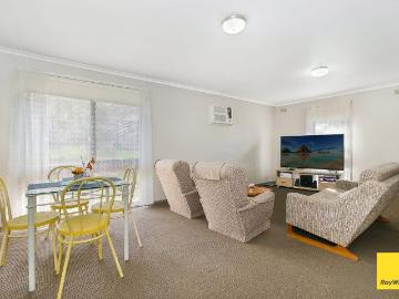 house at 3/301 Rowan Street, Bendigo, VIC 3550