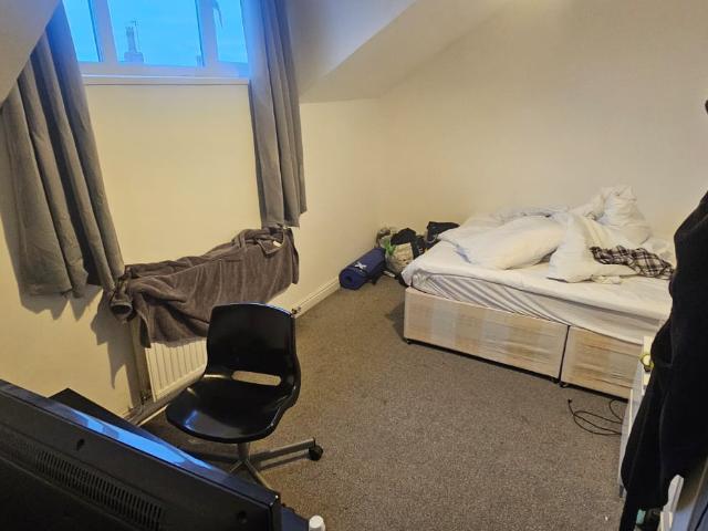 house at 37 Hartley Crescent, Woodhouse, Leeds LS6 2LL, United Kingdom