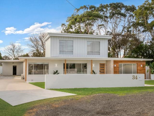 house at 34 Station Street, Koroit VIC 3282, Australia