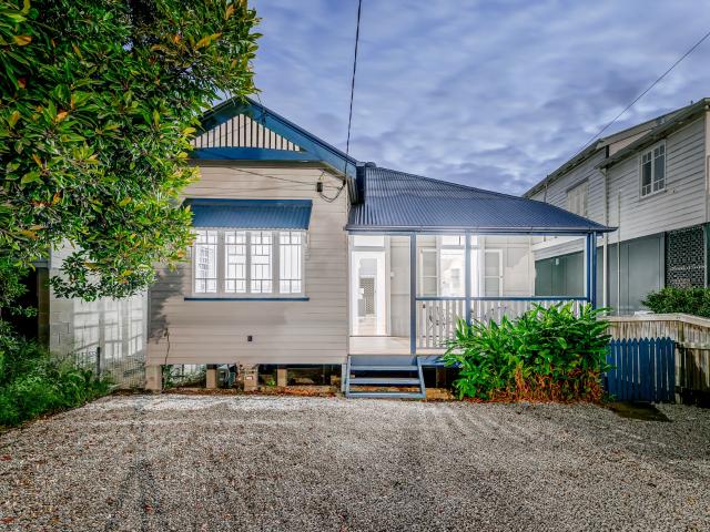 house at 35 Hetherington Street, Herston, Australia