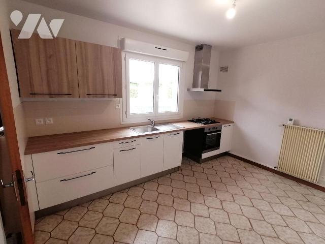 House at 35 Pont Péan, PONT PEAN, 35131, France