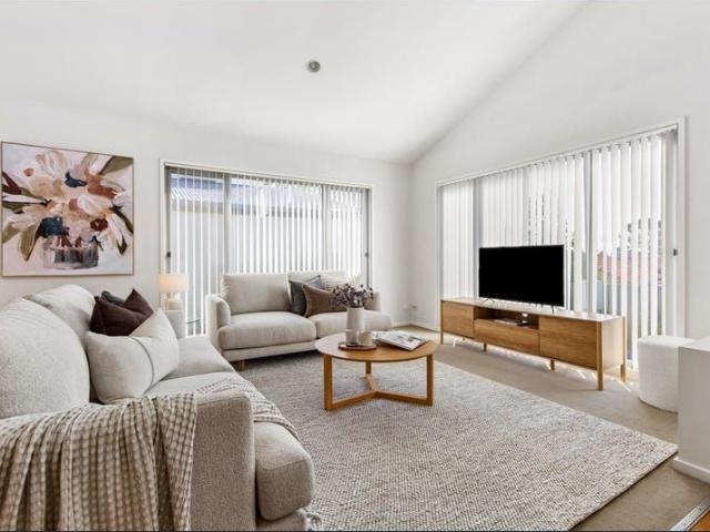 house at 3/64 Murphy Street, East Bendigo, VIC 3550
