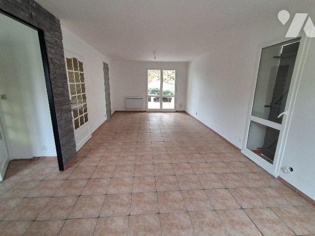 House at 38 Villefontaine, VILLEFONTAINE, 38090, France