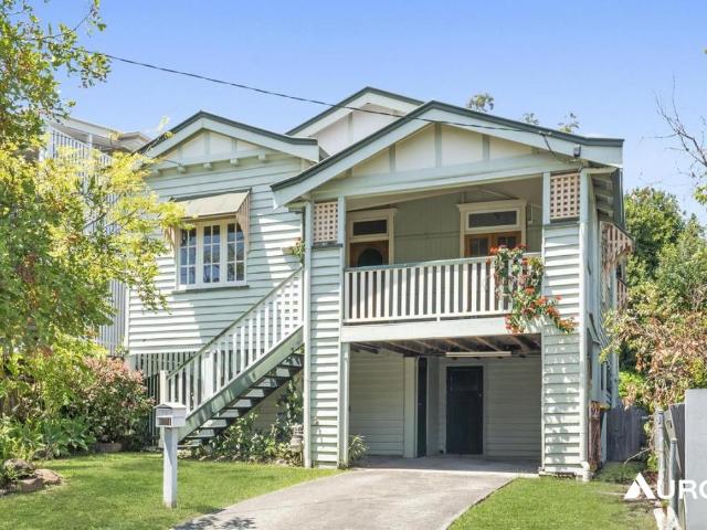 house at 39 Mcilwraith Avenue, Norman Park, Australia