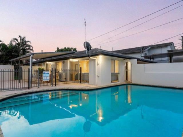 house at 3 Dolphin Street, Macgregor, Australia