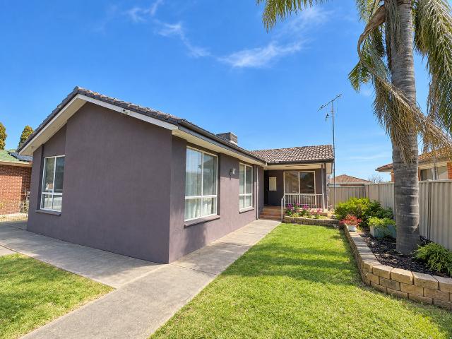 house at 3 Tyquin Street, Shepparton VIC 3630, Australia