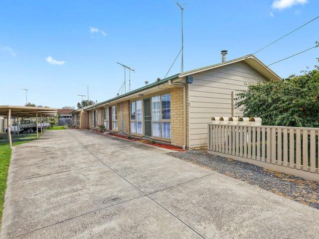 house at 3 / 2 Oxford Street, WHITTINGTON VIC 3219, Australia