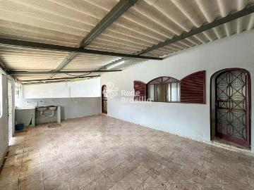 Centro de Taguatinga - Garagem, Área de serviço