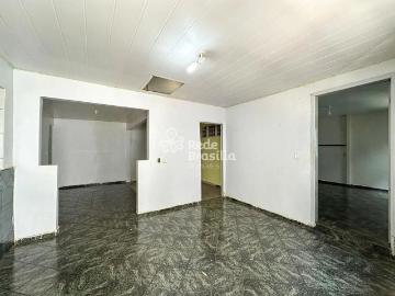 Centro de Taguatinga - Garagem, Área de serviço