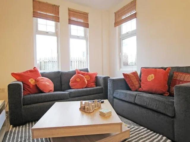 House at Tarvin Road, Great Boughton