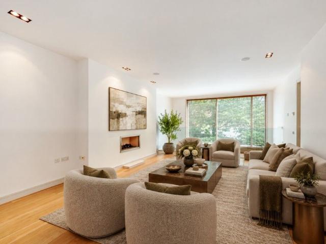 House at Tercelet Terrace, Greater London