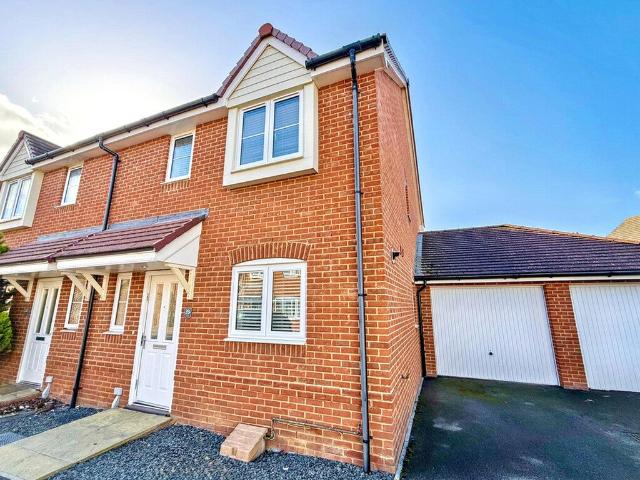 House at Thompson Grove, Arun