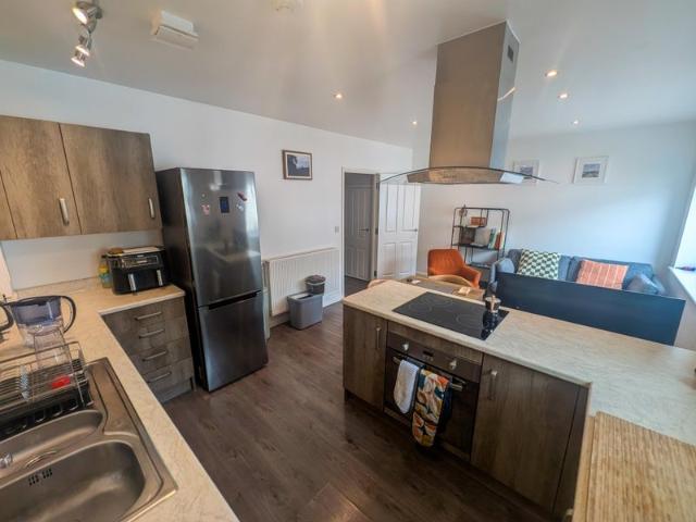 Apartment at Thornbury Way, Greater London