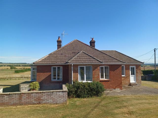 House at Thruxton Down Road, Test Valley