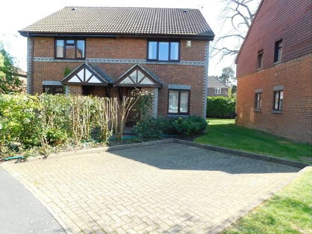 house at Tintagel Way, GU22