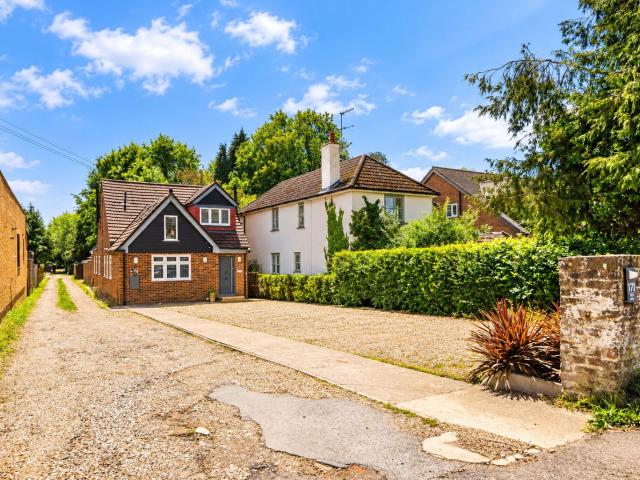 House at Toms Lane, Three Rivers