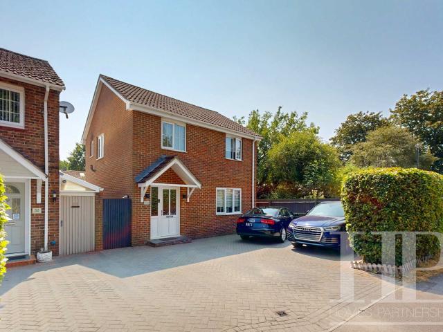 House at Town Barn Road, Crawley
