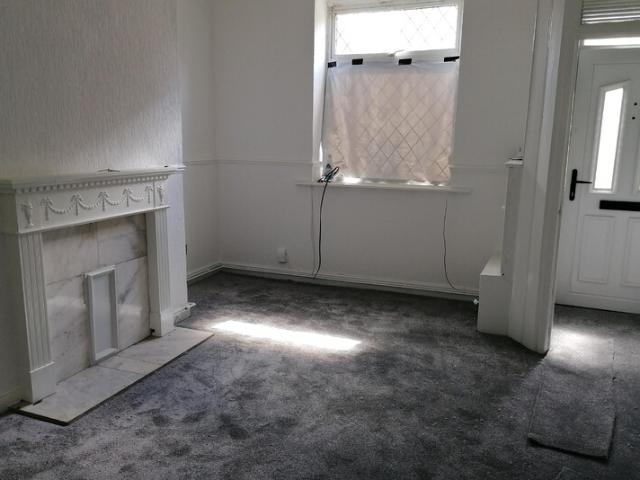 house at Travis Street, Shaw, Oldham, OL2 8EH