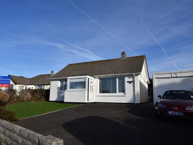 House at Trevingey Close, Redruth