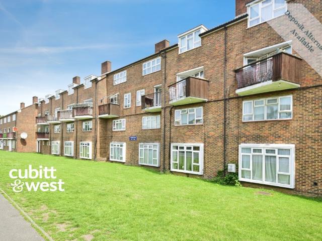 House at Twickenham Close, Greater London