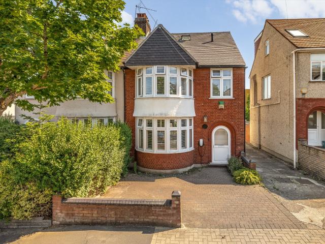 House at Vincent Gardens, Greater London