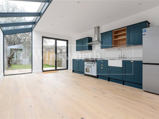 House at Victor Road, Greater London