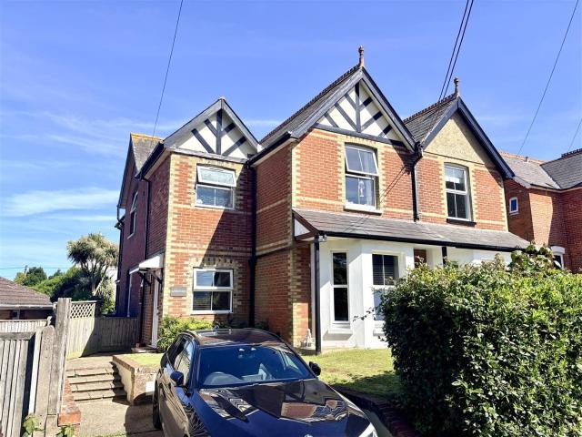 House at Victoria Road, Easton