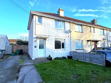 House at Wakedean Gardens, Yatton