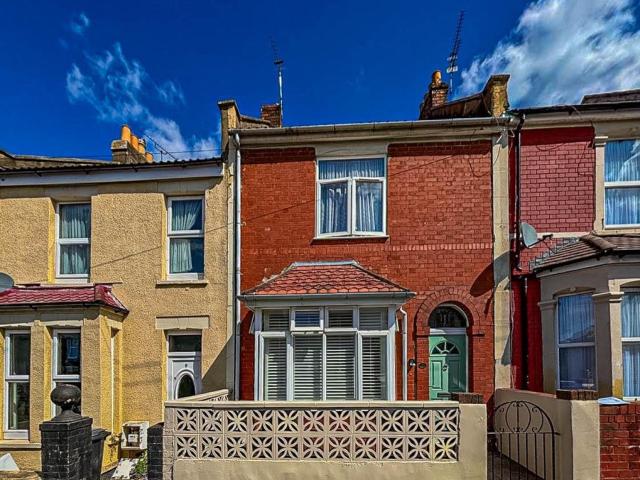 House at Washington Avenue, Bristol