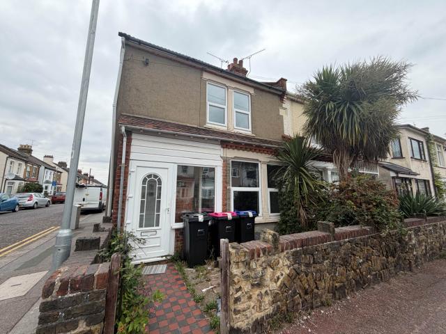 House at Waterloo Road, Southend on Sea