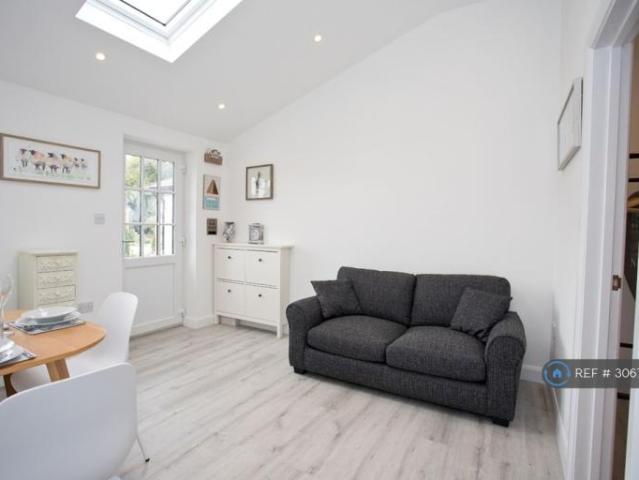 House at Wayside Road, St Leonards