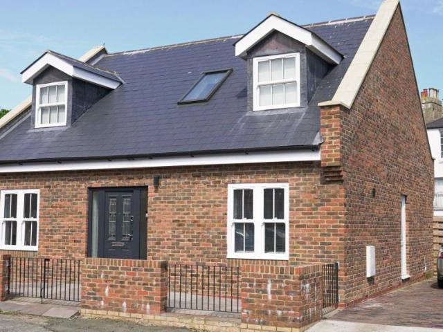 House at Wellington Road, Deal