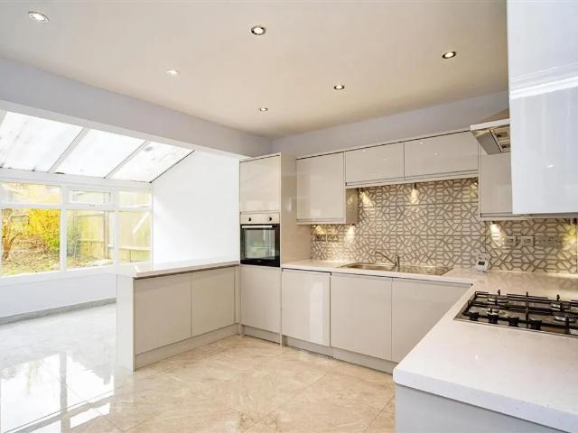 House at West Valley Road, Dacorum