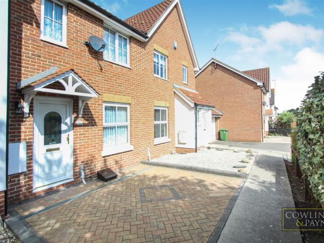 House at Westray Walk, Basildon