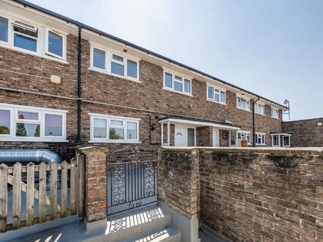 Apartment at Wessex Way, Maidenhead