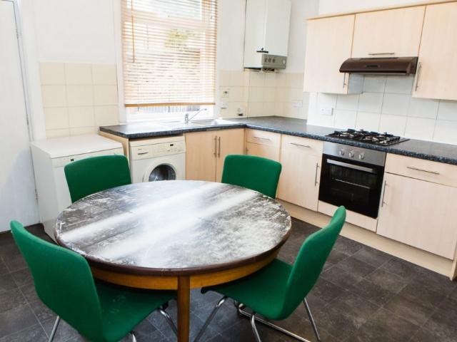 house at Wetherby Grove, Burley, Leeds