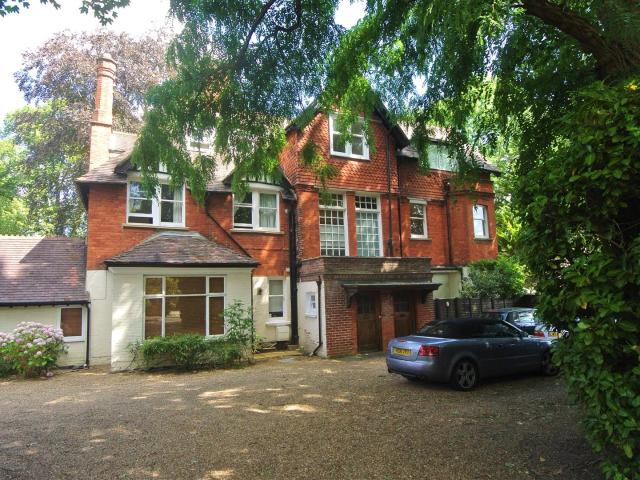 house at Weybridge