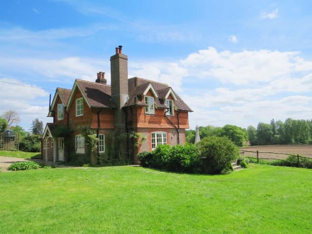 House at Wheatham Lane, East Hampshire
