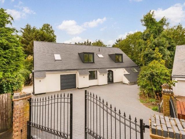 House at White Orchards, Greater London
