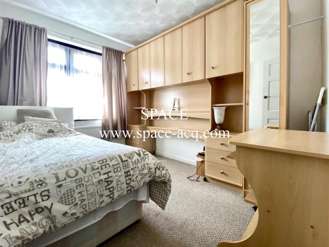 House at Winchmore Hill Road, Greater London