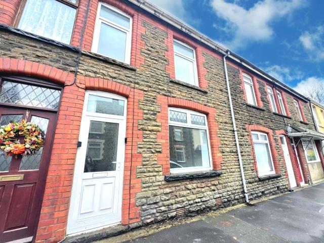 House at Williams Avenue, Abergarwed