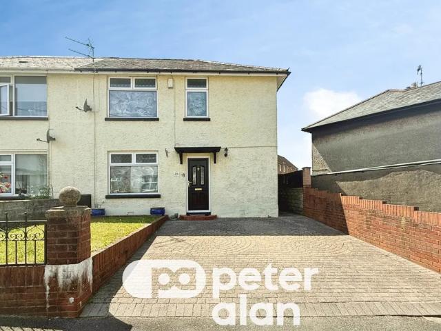 House at Woodfield Street, Bryncae