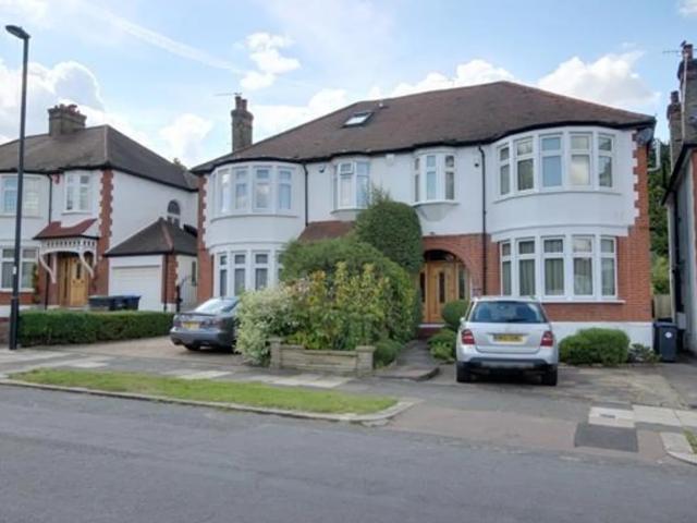 House at Woodland Way, Greater London
