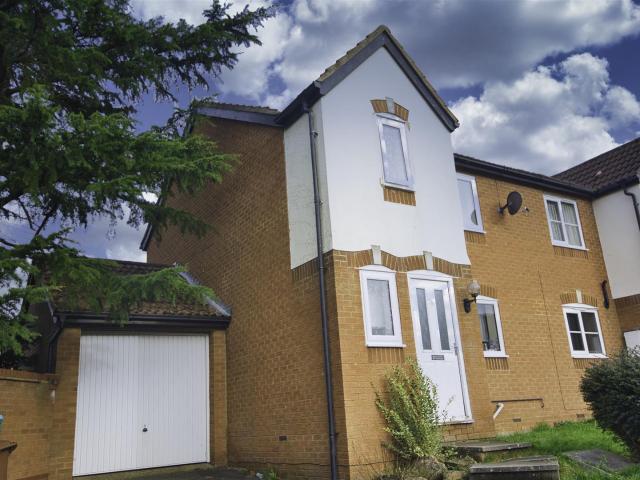 House at Worcester Close, Billing