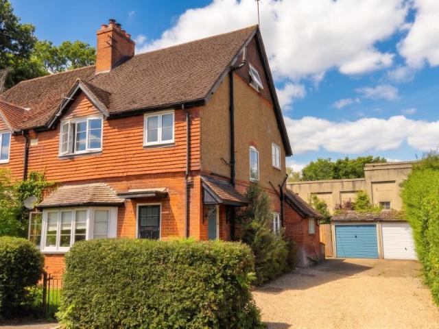 House at York Road, Woking